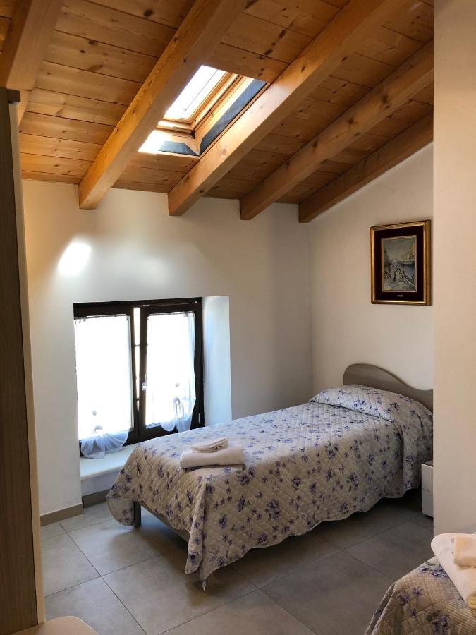 La Casa Della Ada Hotel Castelnuovo del Garda Eksteriør billede