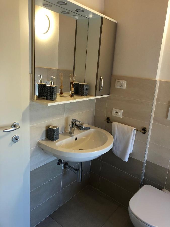 La Casa Della Ada Hotel Castelnuovo del Garda Eksteriør billede