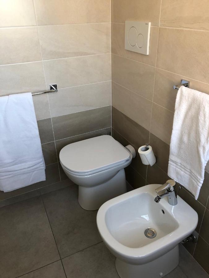 La Casa Della Ada Hotel Castelnuovo del Garda Eksteriør billede
