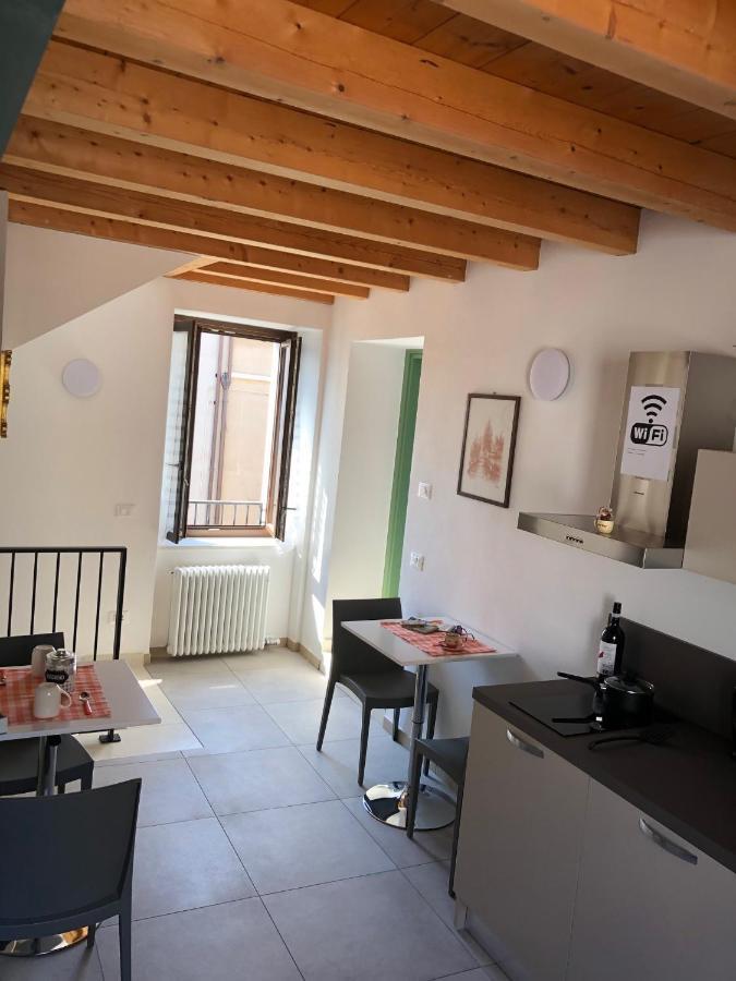La Casa Della Ada Hotel Castelnuovo del Garda Eksteriør billede