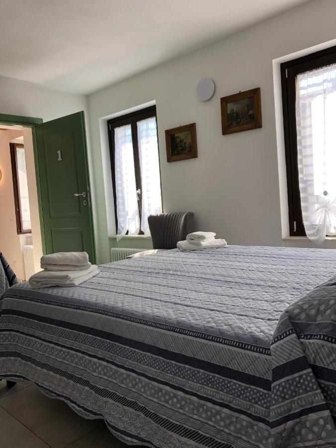 La Casa Della Ada Hotel Castelnuovo del Garda Eksteriør billede