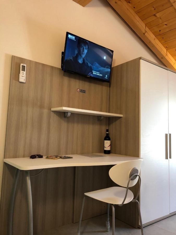 La Casa Della Ada Hotel Castelnuovo del Garda Eksteriør billede