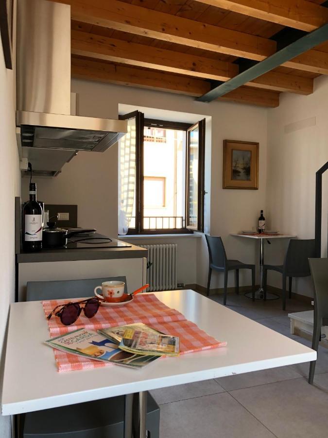 La Casa Della Ada Hotel Castelnuovo del Garda Eksteriør billede